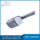 Pembuka Pintu Garasi Otomatis dengan Rel Rantai